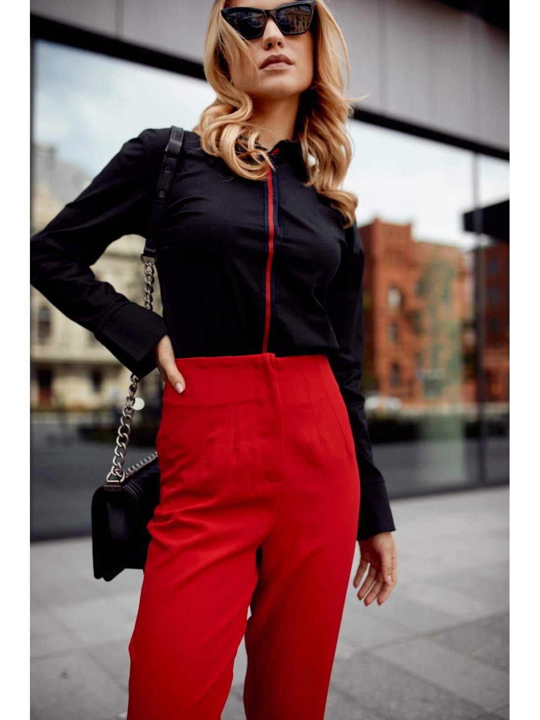 Elegant trousers with pleats, red 50270 - Online store - Boutique